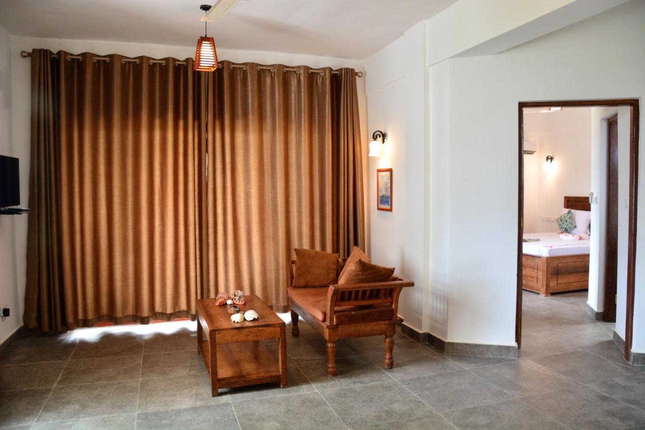 Zanoceanique Hotel มาเทมวu ภายนอก รูปภาพ