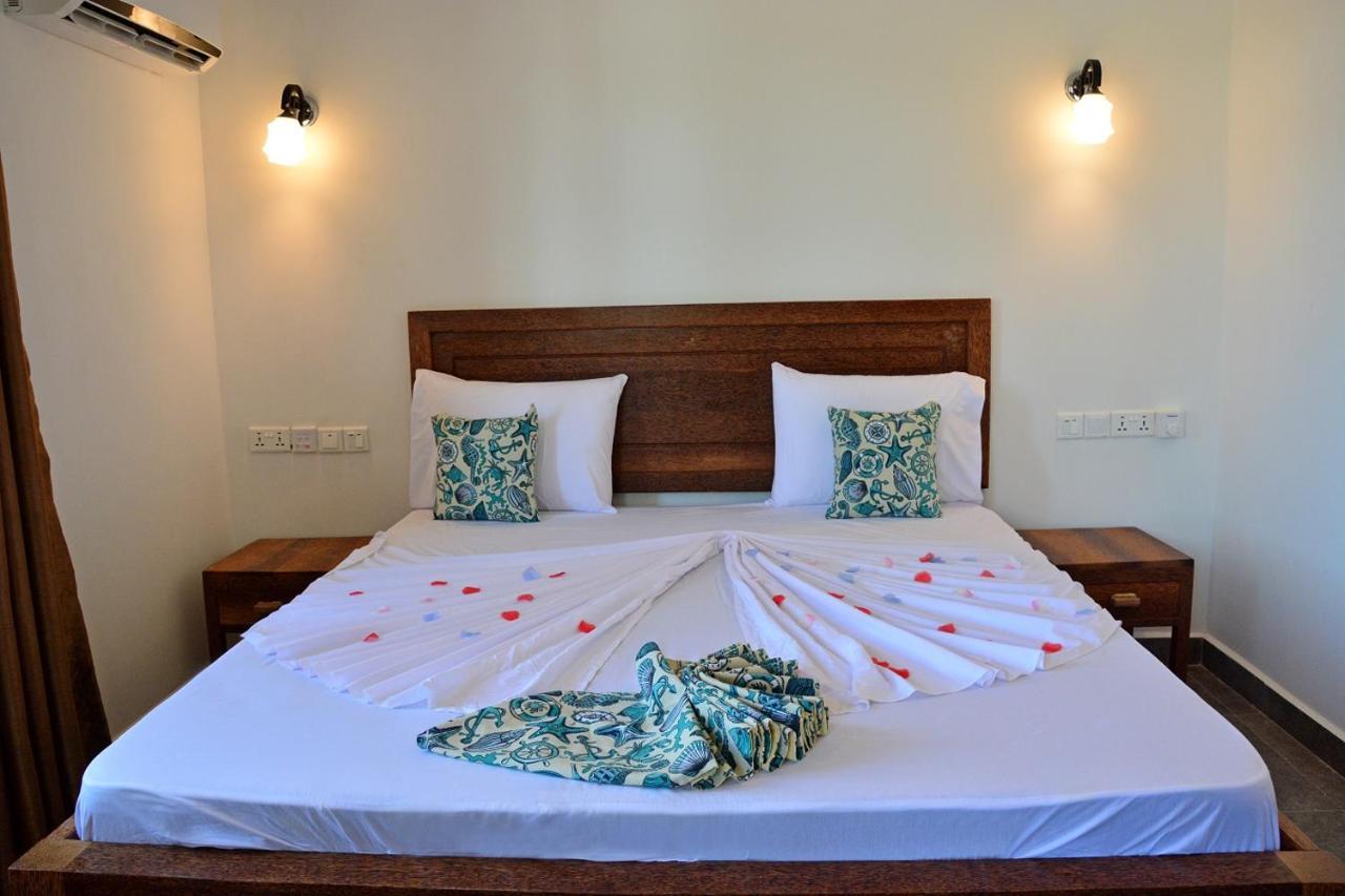 Zanoceanique Hotel มาเทมวu ภายนอก รูปภาพ