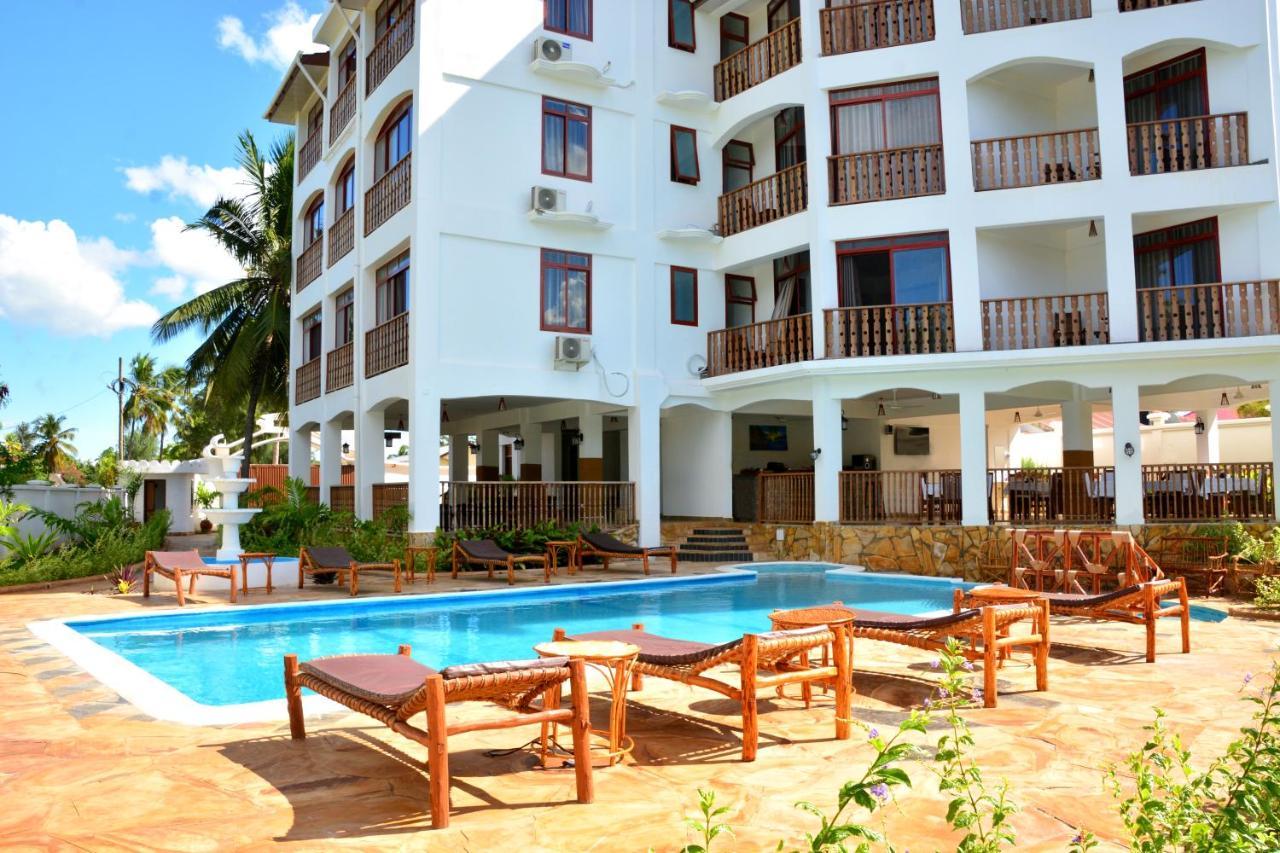 Zanoceanique Hotel มาเทมวu ภายนอก รูปภาพ