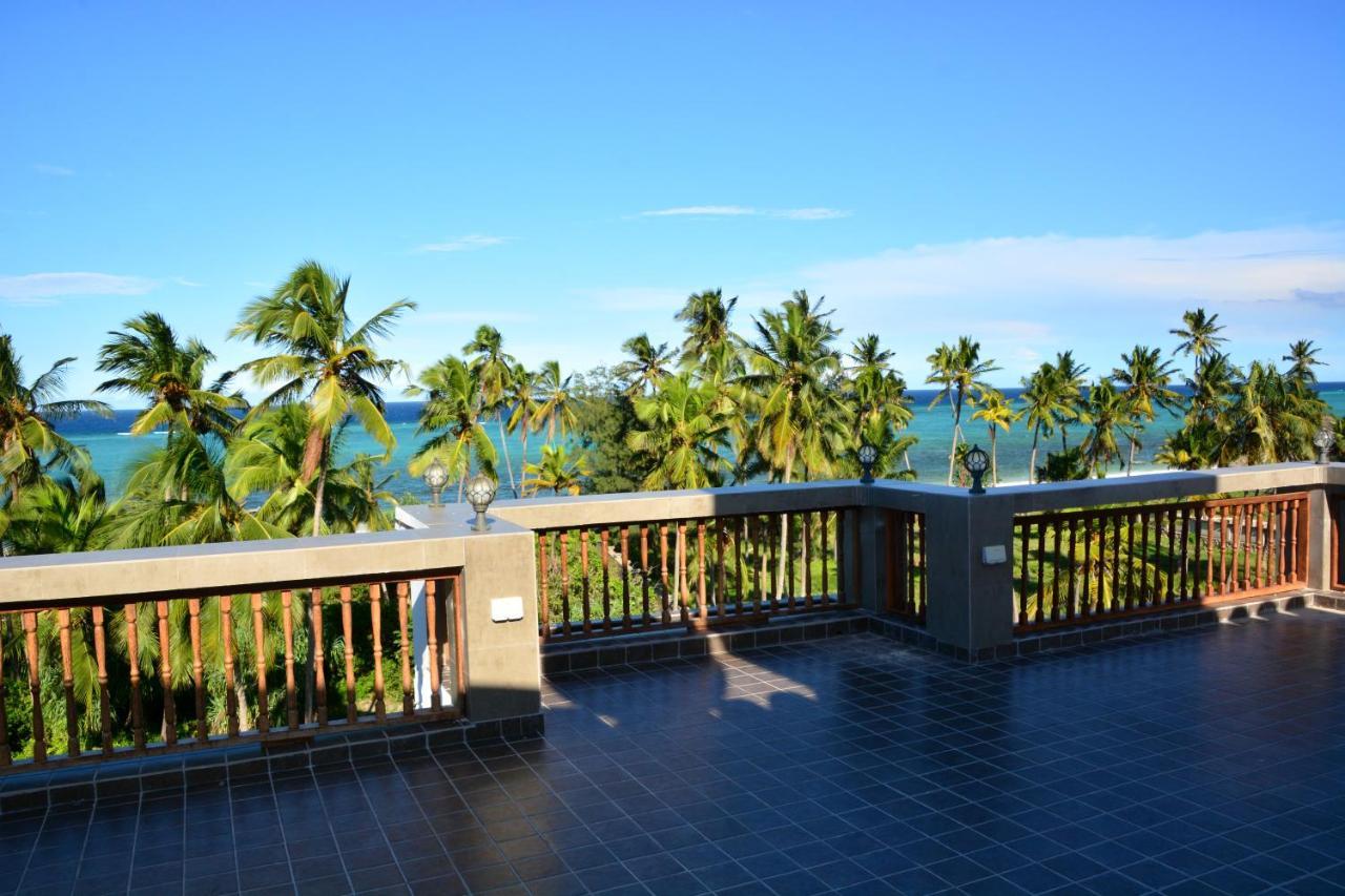 Zanoceanique Hotel มาเทมวu ภายนอก รูปภาพ